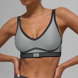 ALO Yoga Lunar Grey Line Up Sports Bra, Line New